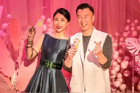 孙红雷生日获娇妻告白，简单六字爱意满满，两人相差15岁恩爱13年图片