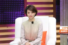 47岁董卿入围亚太最美面孔，40女人穿搭典范，网友：实至名归图片