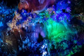 广东超奇幻的洞中旅行，已有一亿七千多万年历史，你想去看吗？图片