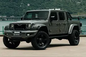 Jeep角斗士MILITEM改装版，穿西装的欧洲硬汉，售价11.3万美元图片