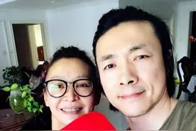 恩爱10年无子女，祖峰刘天池从不过浪漫节日，双双丢婚戒也浪漫图片