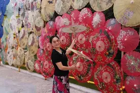 一个身残志坚的网络诗人（叙事诗）图片