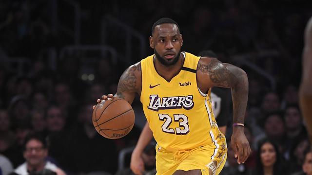 NBA历史15大球星：乔丹居首 詹姆斯第2&库里第13