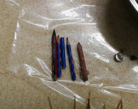 孩子肚皮皮肤像鸡皮疙瘩