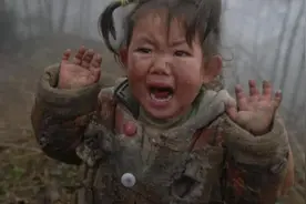 为什么一个母亲会狠心地将自己的女儿送去喂狼图片