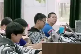 王源成名后将更多精力投入学习，获得老师的认可，太刚了！视频封面
