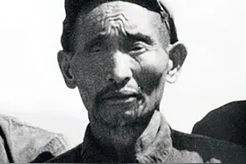 1935年，四川一船工救下红军，建国后彭德怀多次寻找，结果如何？图片