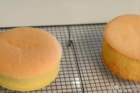 同是鸡蛋面粉制作蛋糕，口感差太多？教你3种做法，别傻傻分不清图片
