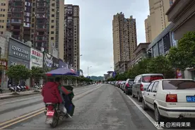 从老家出发寻找梦想的女孩图片
