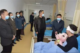 【红笔网评】马妍：抓贼负伤谱写十堰民警血染的风采图片