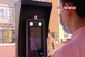 济南这所学校开学后：每天每人发一口罩！上课小班制！吃饭一人一桌！宿舍对角睡！图片