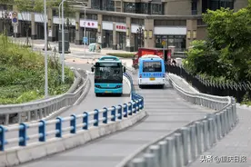 视觉重庆｜主城年内将开行10条“小巷公交”解决“最后一公里”出行图片