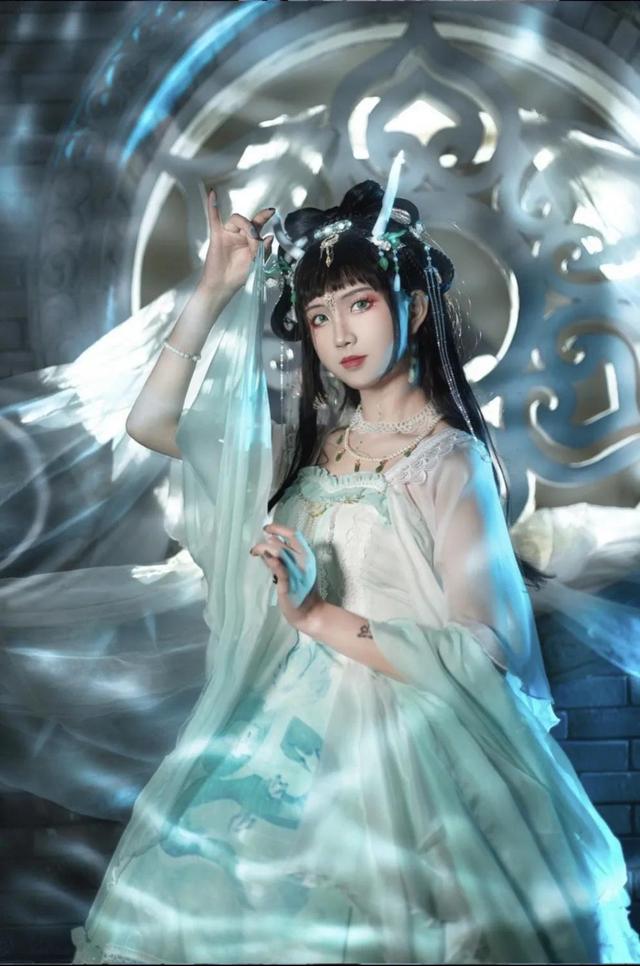 安利中华风的Lolita