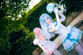 cos：花嫁拉姆和蕾姆，配上白丝也太好看了吧图片