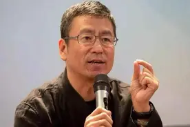 白岩松浅谈三胎问题：想让更多人愿意生三孩，需要解决这3个问题图片