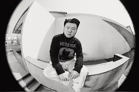 岳云鹏黑白时尚大片出炉！粉丝：谢谢，有被小岳岳笑到图片