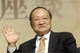 被数万读者反对，金庸为何还要花43年两次大改《天龙八部》图片