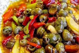 吃螺蛳你还在用牙签吗？看农村人怎么吃螺蛳图片