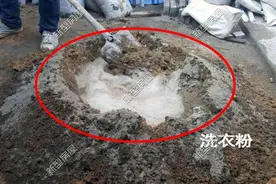 水泥加洗衣粉，水管埋构造柱里，农村工头的施工绝技靠谱吗？图片