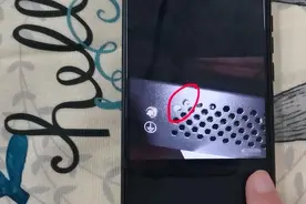 住酒店要担心针孔摄像头，教你使用手机这样检测下，找的非常准视频封面