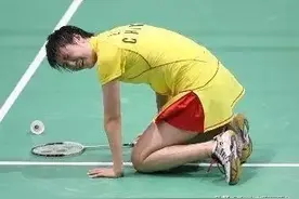 要想击球啪啪响，腰腹力量不可少图片