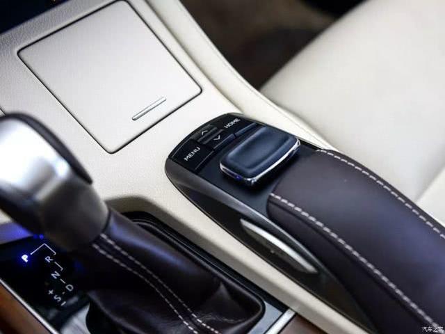 中大型车百公里油耗5L多，15款雷克萨斯ES300h，考虑不？