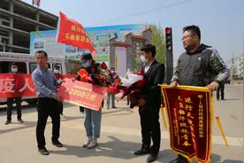 逆行天使荣归故里 不负韶华绽放青春图片