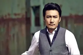 演员赵峥：低调的他为何结婚13年0绯闻？看看妻子是谁就知道了图片