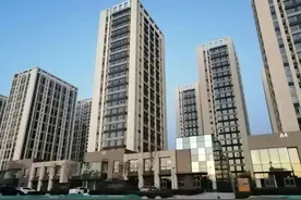 环京周边，房价腰斩，但买房的骗局还在图片