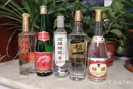 光瓶酒哪个更好喝？T68、玻汾、尖庄、绿西凤、顺品郎大PK图片