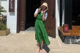 “韩国第一美女”金喜善近况曝光，45岁青春依旧，新剧再搭小鲜肉图片