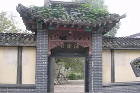 康熙、乾隆济南行宫考：珍珠泉大院之海棠园为康熙、乾隆行宫所在处图片