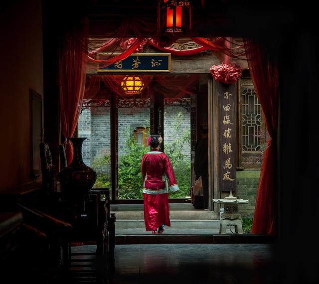 古代去一次青楼要花多少银子，折合人民币是多少？计算下就知道了