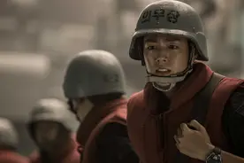 真实事件改编而成，惨烈的《延坪海战》，交战双方武器配置对比PK图片