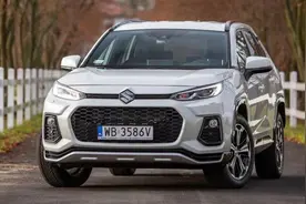 铃木版的RAV4你见过吗？前脸如威兰达，但更加帅气图片