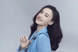 年过40的女人，留什么发型显年轻？试试这几款，优雅大气还时髦图片
