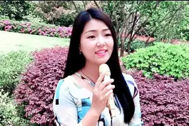 清水出芙蓉，天然去雕饰，民间歌唱家——罗姣图片