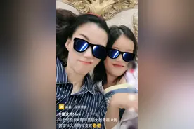 霍汶希罕晒女儿，未婚生女独自抚养10年，母女俩长相如复制粘贴图片