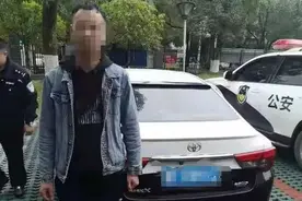罚款500！岳阳一民用小车改装成“日本警车”被查处图片
