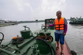 在船上生活，水电从哪来？图片