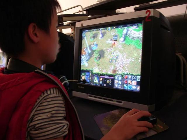 4399给你的快乐童年，多半是偷来的