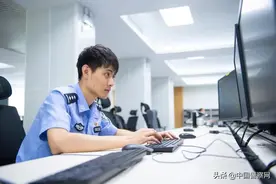 致敬公安英烈丨一封家书，寄托无尽思念图片