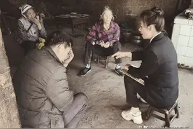 28年前他们将女儿送人，看她如今条件比较好，多次上门要求认亲图片