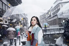 蠢美人古力娜扎的黑红成名路，和她三位前男友的“陈冠希行为”图片