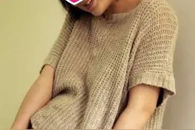 95后准妈朋友圈晒“孕期艺术照”，为何会被家人炮轰：不知羞耻图片