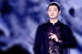 霍尊退圈后，竞争对手周深或将成为最大的赢家？图片