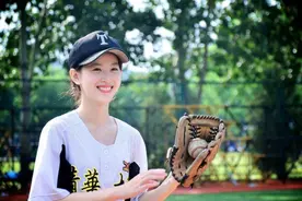 容忍丈夫有绯闻，遭遇背叛却不离婚，章泽天比你想得更能忍图片