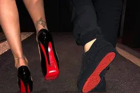 比女人更了解女人的设计师克里斯提·鲁布托，造就红底鞋的神话图片