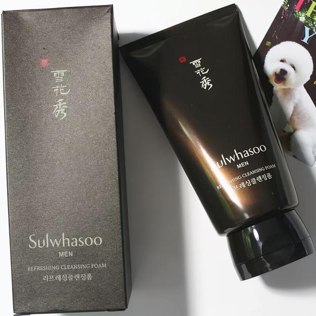 这些洗面奶，强力吸附毛孔中脏污，清除多余油脂，让肌肤感到放松