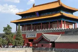 紫禁城记忆11.故宫门钉之谜（话说北京73）图片